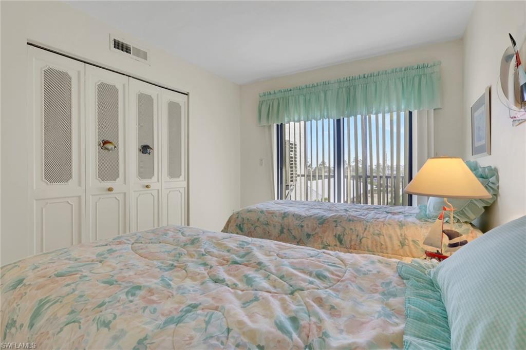 6612 Estero Blvd 301 Property Photo 24