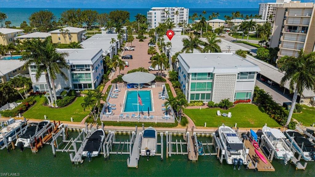 2100 Gulf Shore Blvd N 111 Property Photo 2