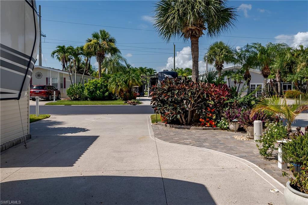 1146 Silver Lakes Blvd Property Photo 26