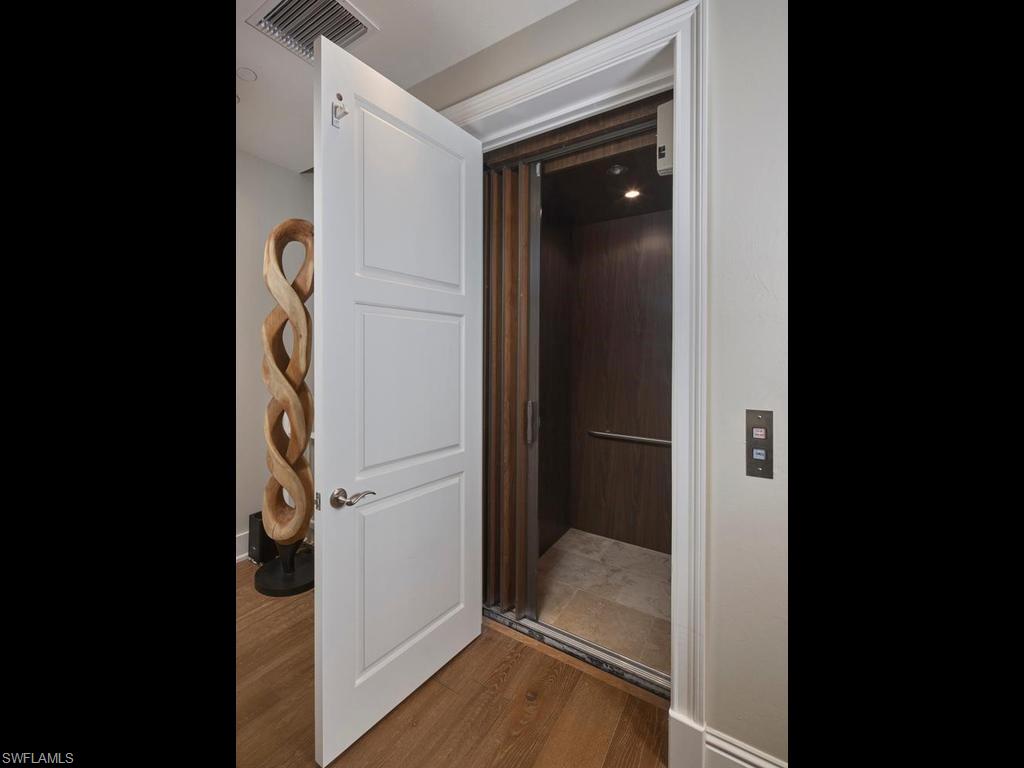 1001 10th Ave S D2 Property Photo 12