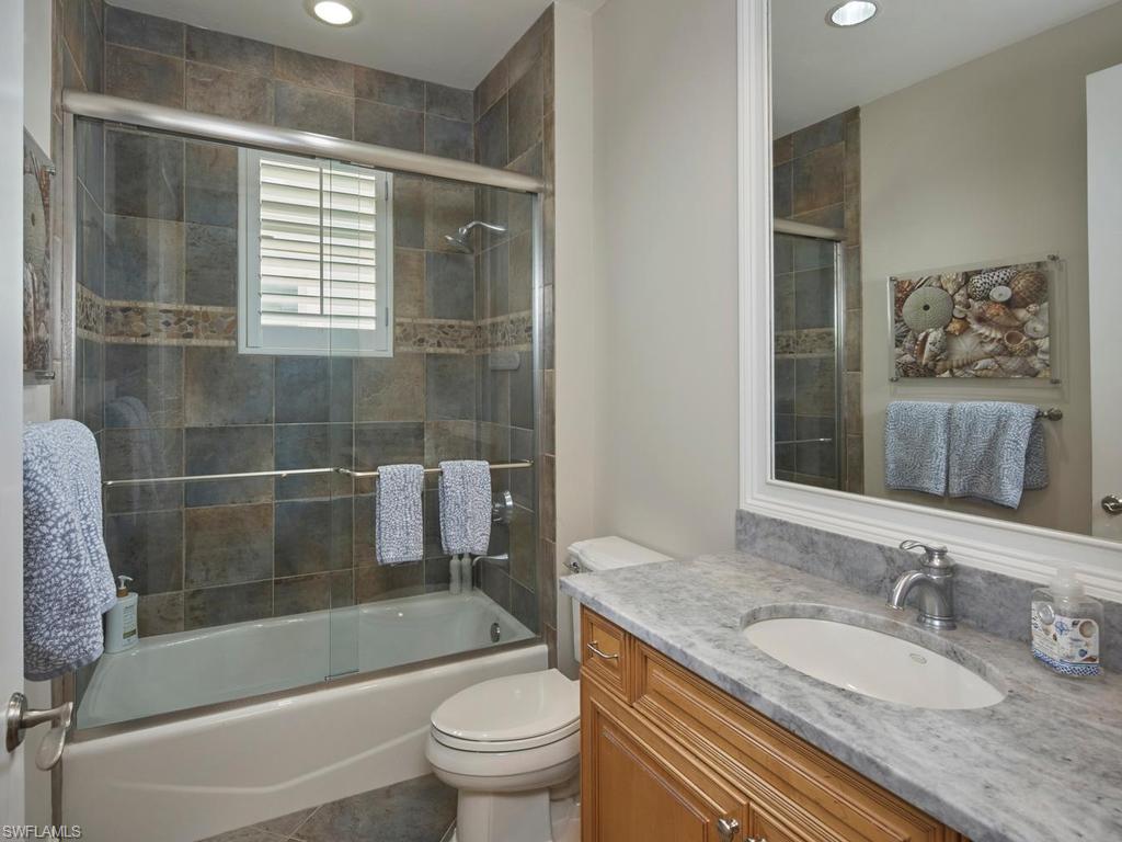 1001 10th Ave S D2 Property Photo 19