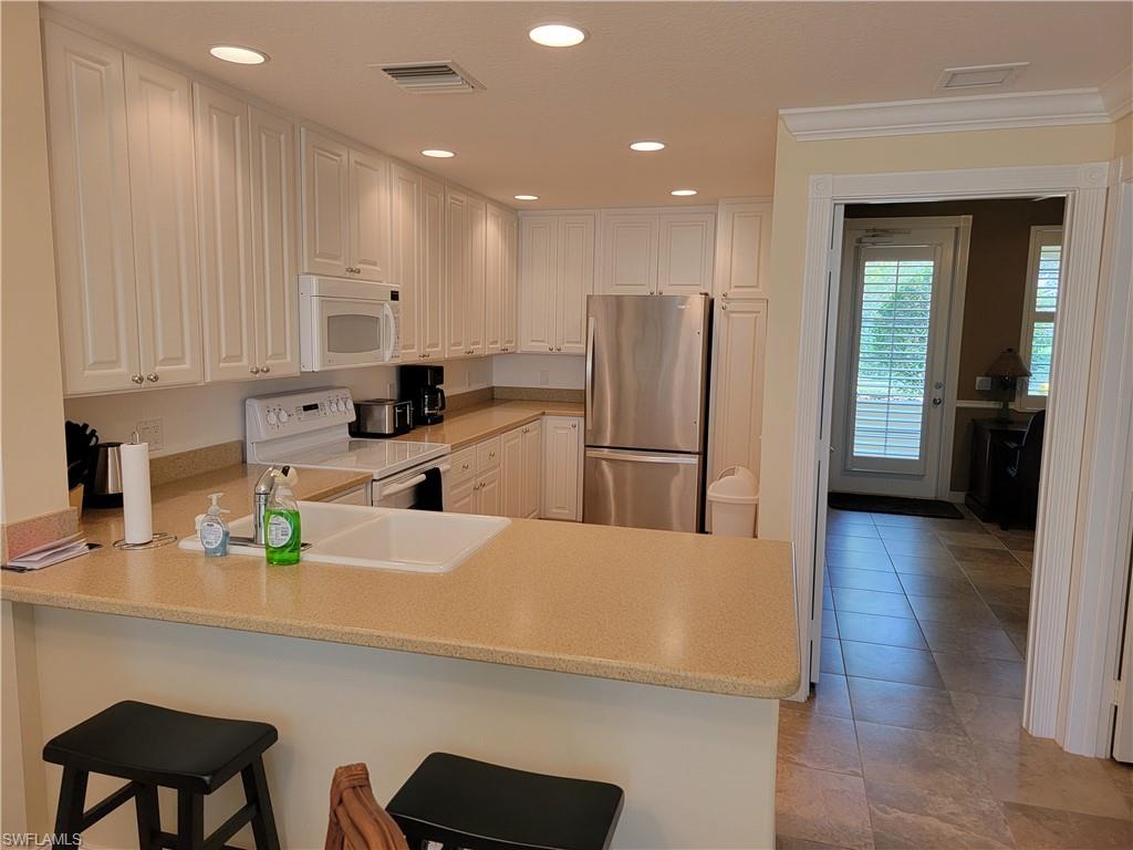 28209 Jeneva Way Property Photo 8