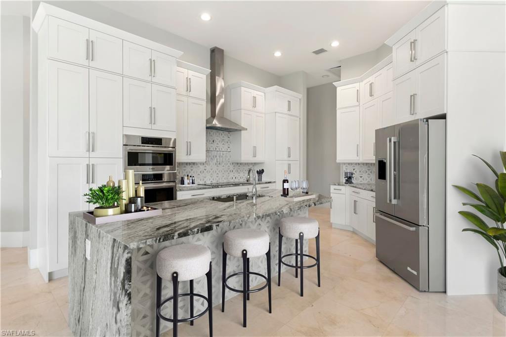 1361 Golden Gate Blvd W Property Photo 15