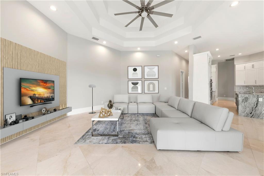 1361 Golden Gate Blvd W Property Photo 17