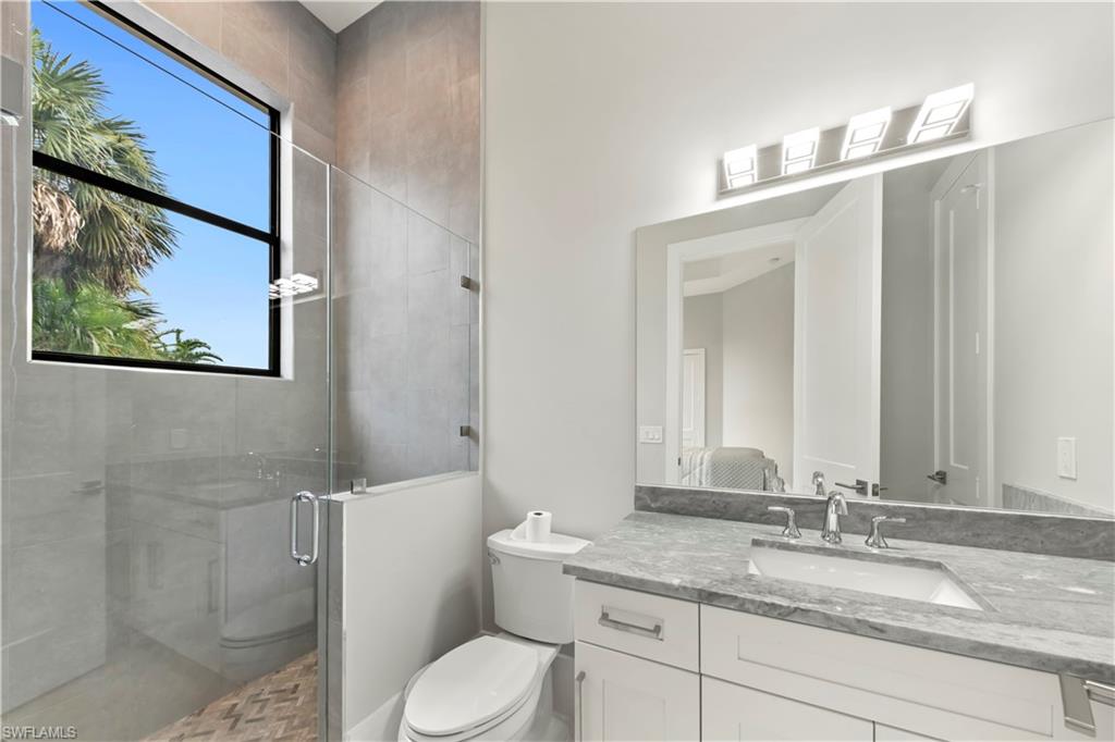 1361 Golden Gate Blvd W Property Photo 23