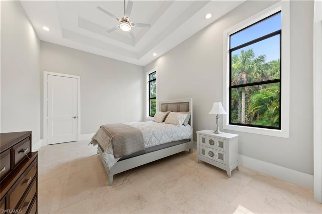 1361 Golden Gate Blvd W Property Photo 26