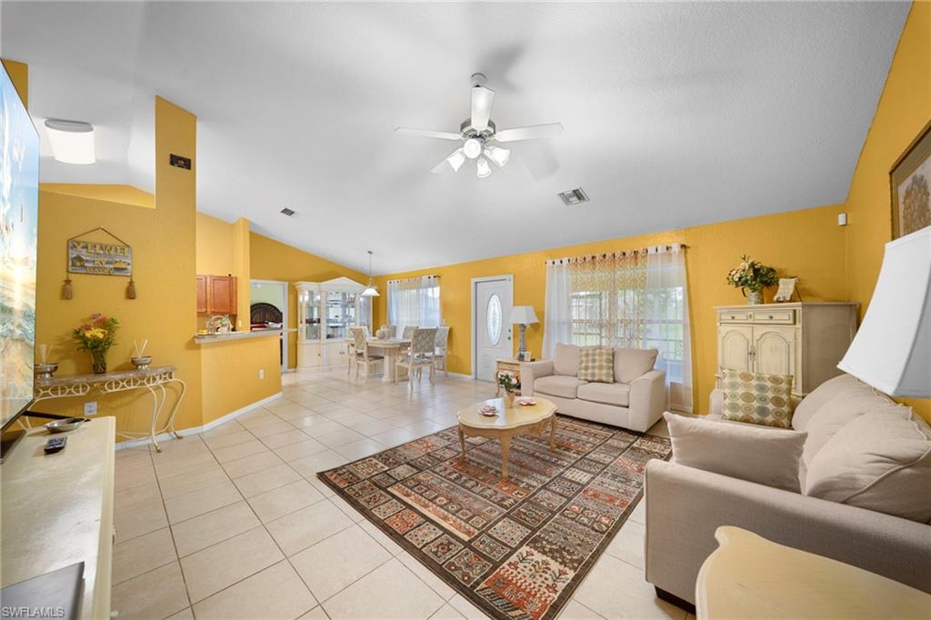 423 Windermere Dr Property Photo 6