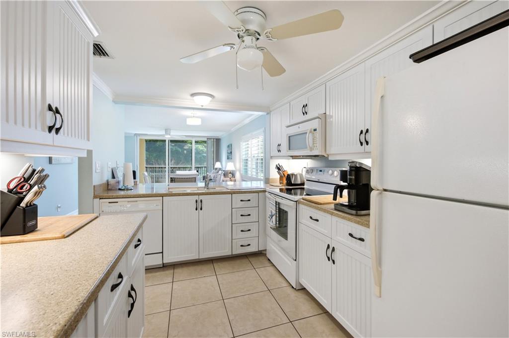 1083 Forest Lakes Dr 209 Property Photo 14