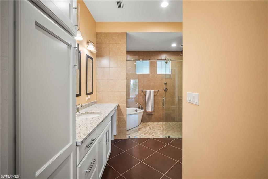 21460 Strada Nuova Cir Property Photo 12