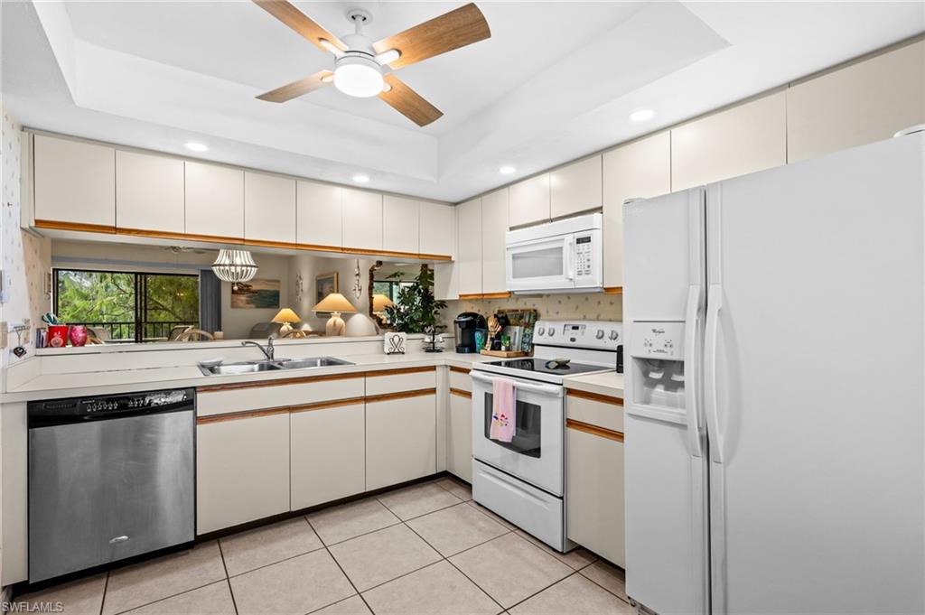 7380 Saint Ives Way 1202 Property Photo 7
