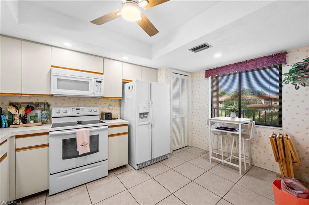 7380 Saint Ives Way 1202 Property Photo 8