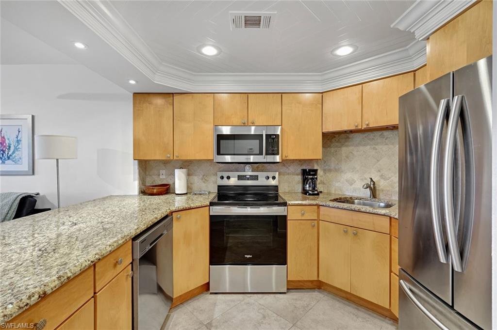 5 Bluebill AVE 505/605 Property Photo 1
