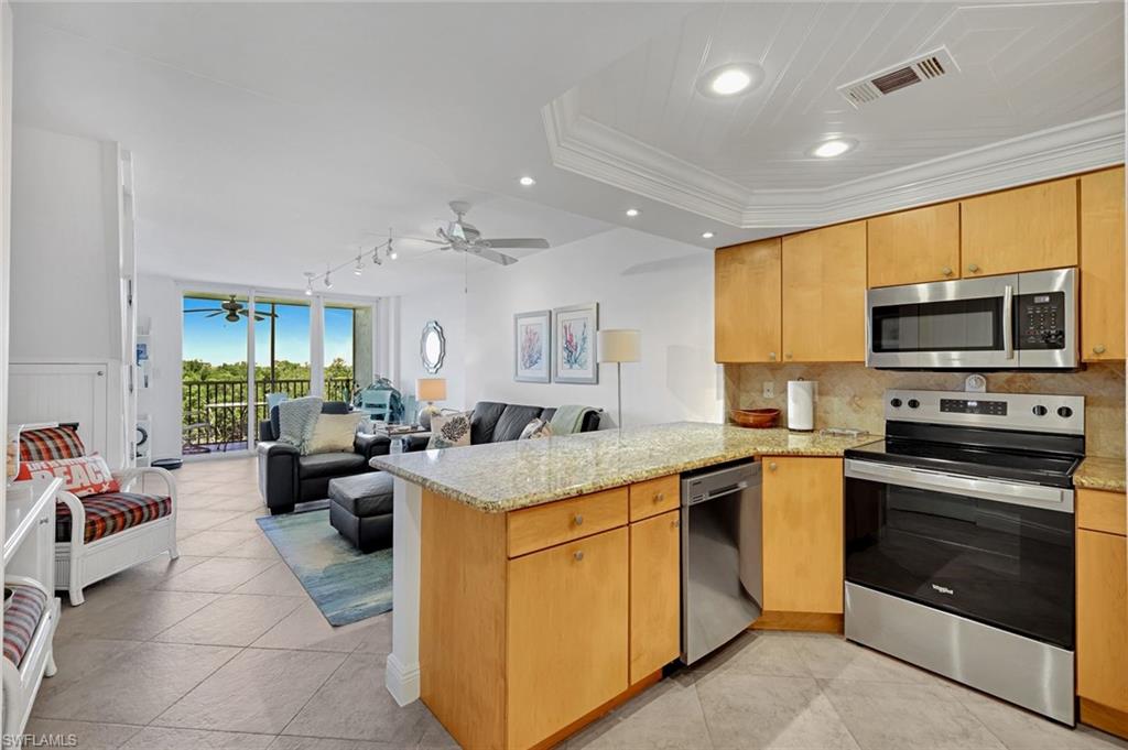 5 Bluebill Ave 505/605 Property Photo 4