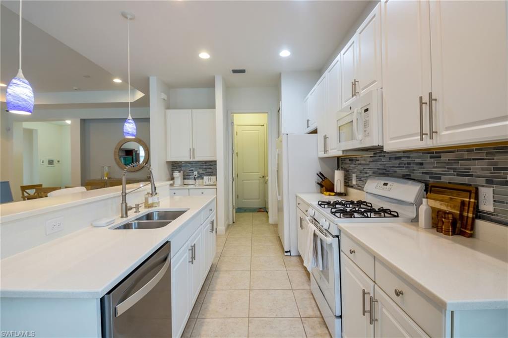 21279 Estero Vista Ct Property Photo 10
