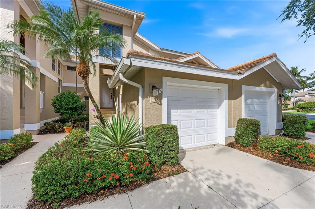 832 Carrick Bend Cir 202 Property Photo 4