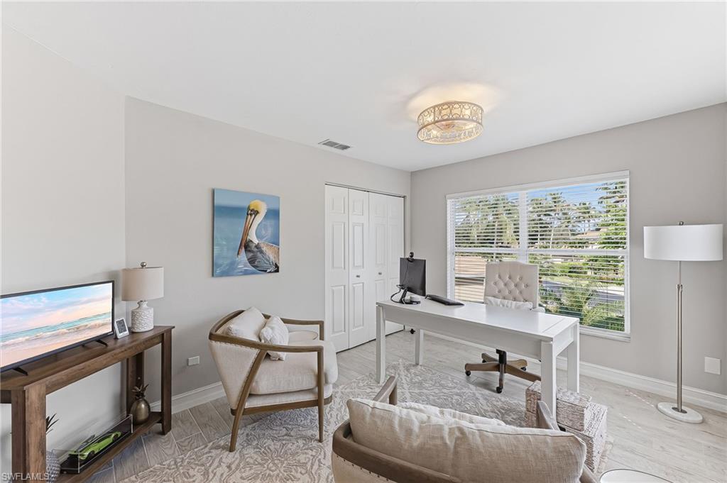 832 Carrick Bend Cir 202 Property Photo 21