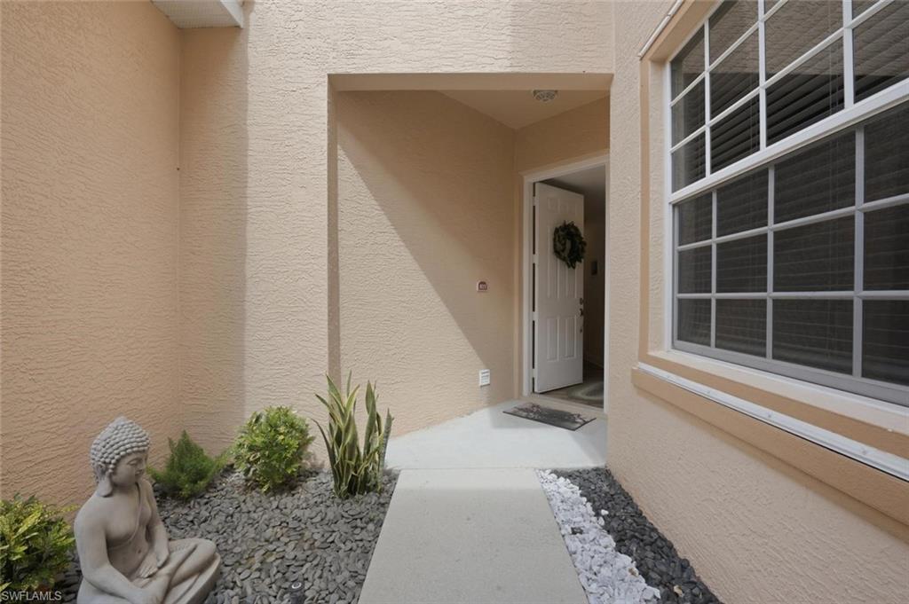 5120 Hyde Park Ct 103 Property Photo 3