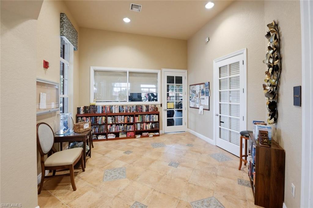 5120 Hyde Park Ct 103 Property Photo 40