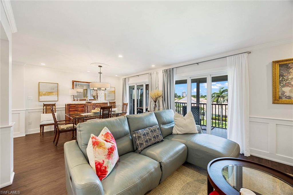 555 Park Shore Dr B408 Property Photo 10