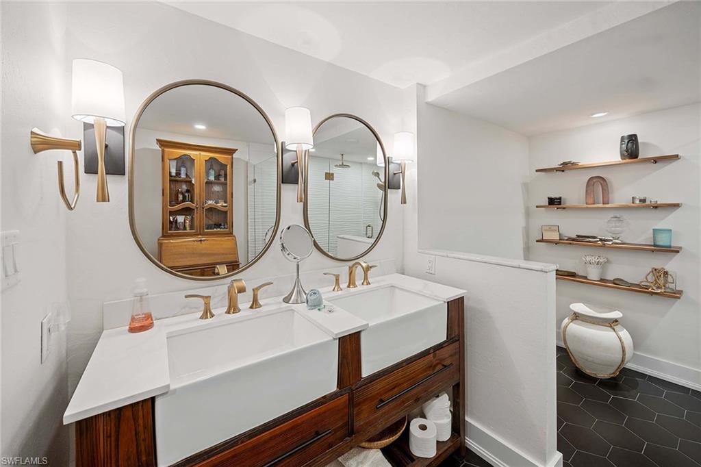 555 Park Shore Dr B408 Property Photo 21