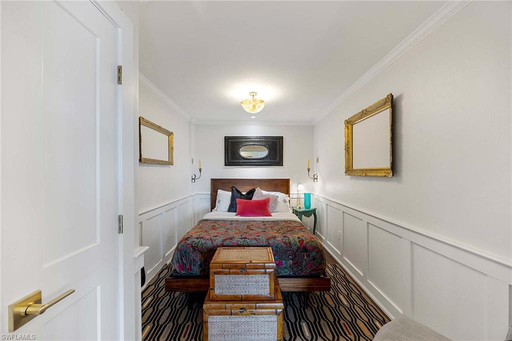 555 Park Shore Dr B408 Property Photo 23