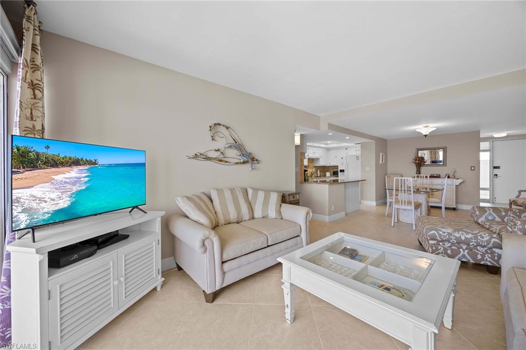 3443 Gulf Shore Blvd N 707 Property Photo 8