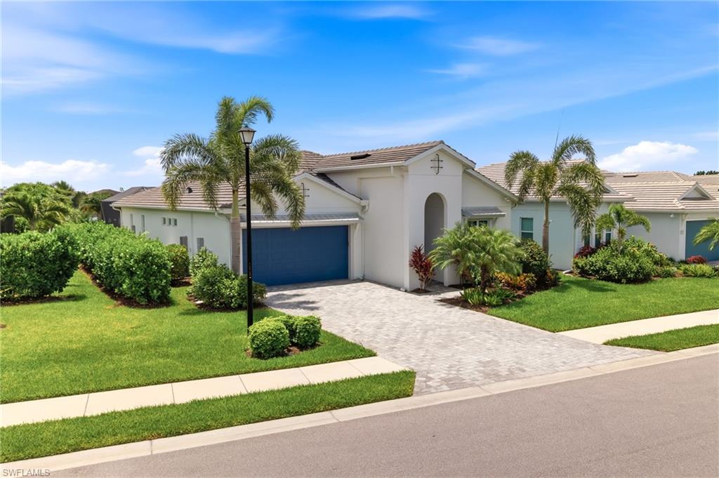 8980 Mustique Ln Property Photo 3