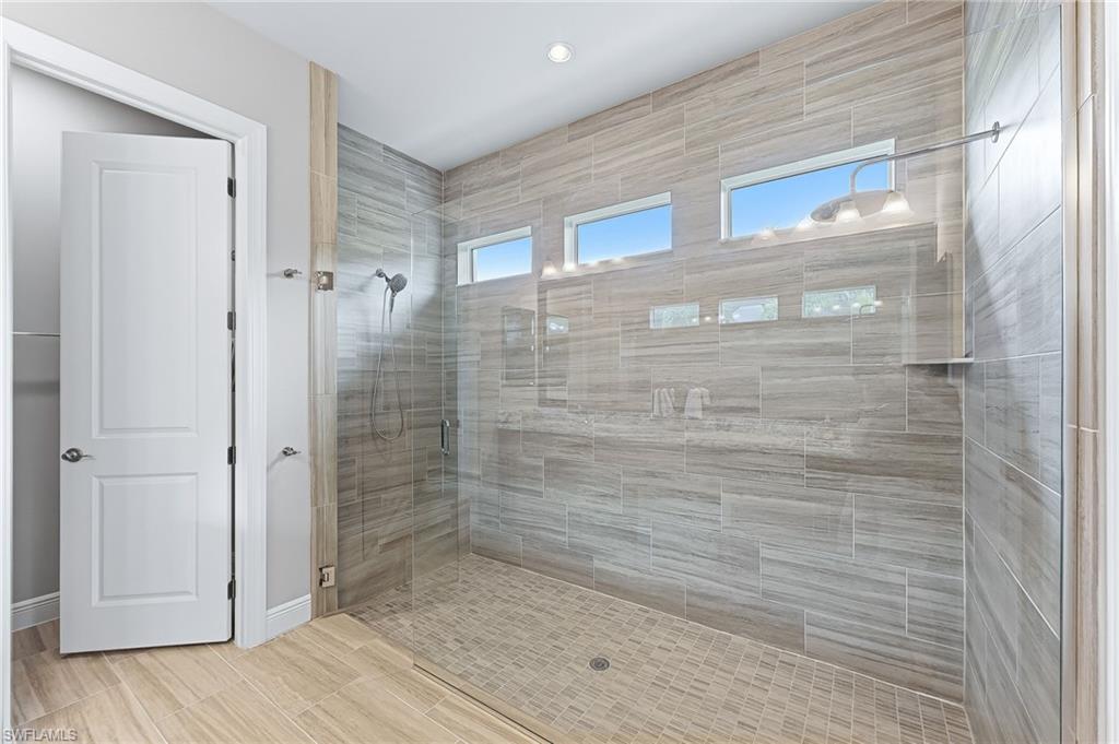 8980 Mustique Ln Property Photo 15