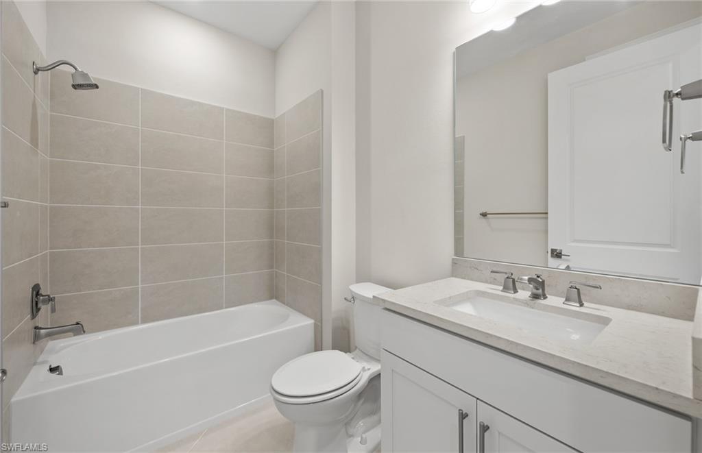 16621 Ash Grove Ln Property Photo 9