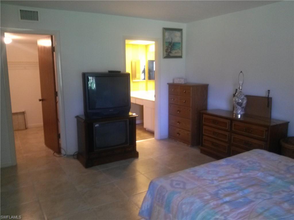 4963 Pepper Cir D106 Property Photo 5
