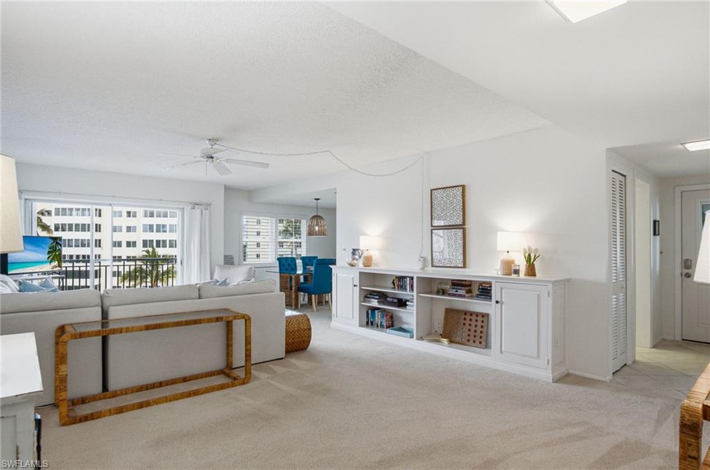 3400 Gulf Shore Blvd N L8 Property Photo 10