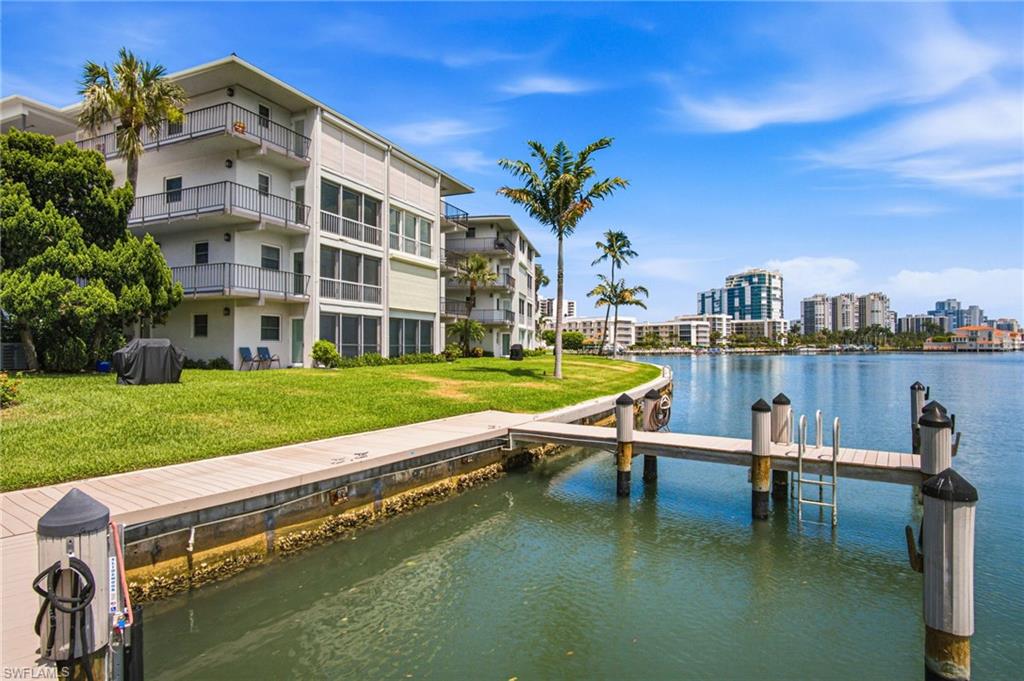 3400 Gulf Shore Blvd N L8 Property Photo 34