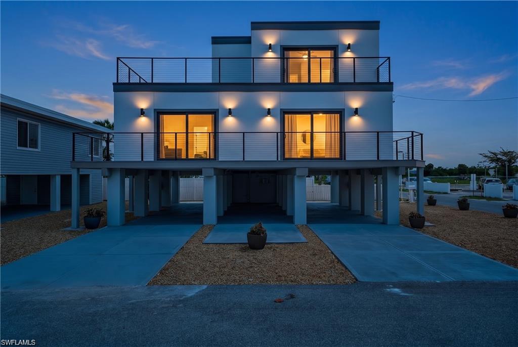 71 Mango St Property Photo 1