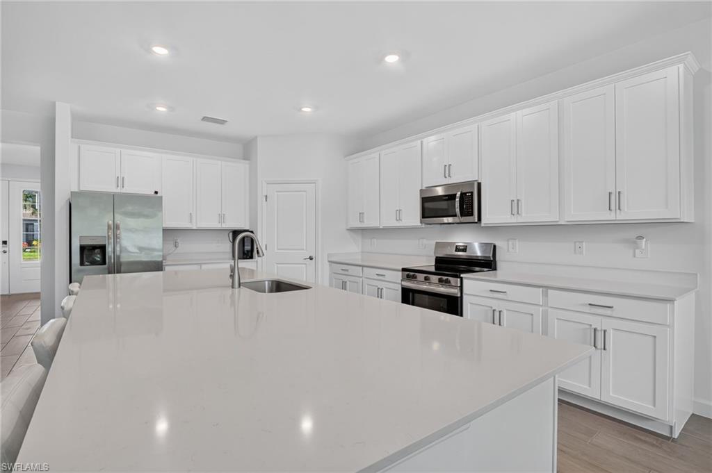 10646 Timber Creek Dr Property Photo 8