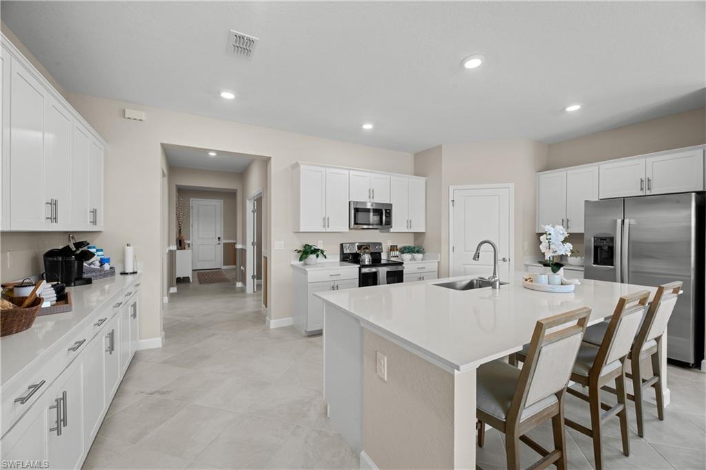3245 Weston Manor Dr Property Photo 7