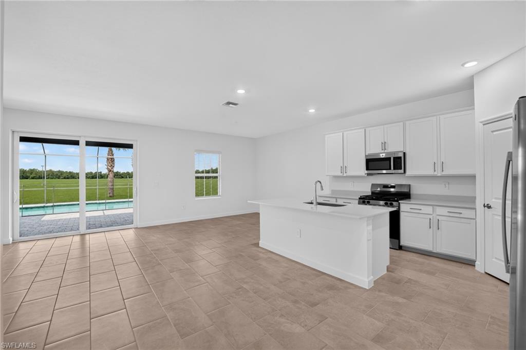 14807 Bluewater Rd Property Photo 18