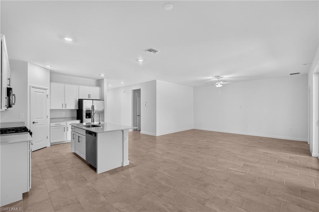 14807 Bluewater Rd Property Photo 19