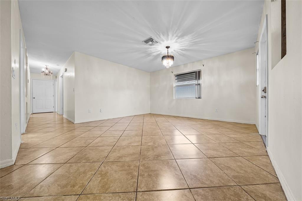 10274 Kingdom Ct Property Photo 4