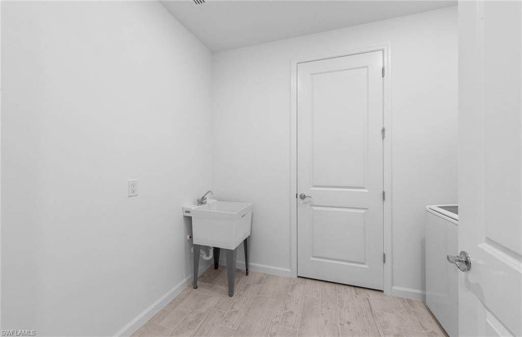 6295 Van Buren Ct Property Photo 10