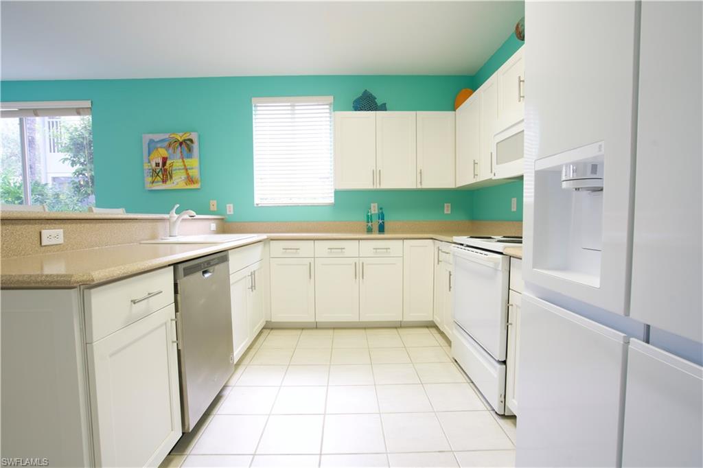 8471 Southbridge Dr 4 Property Photo 11