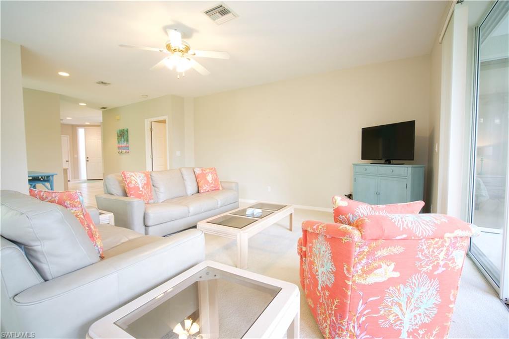 8471 Southbridge Dr 4 Property Photo 27