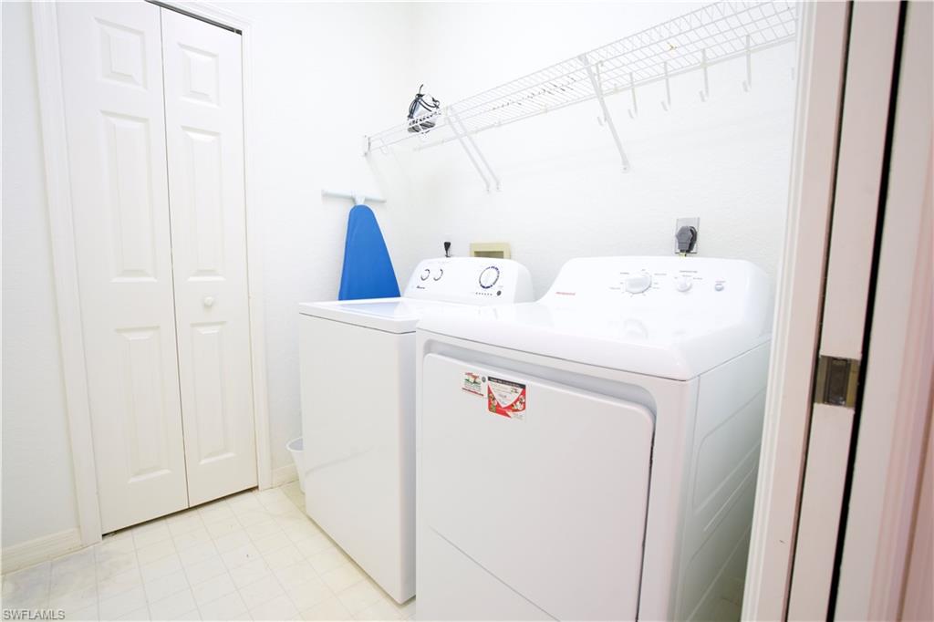 8471 Southbridge Dr 4 Property Photo 29