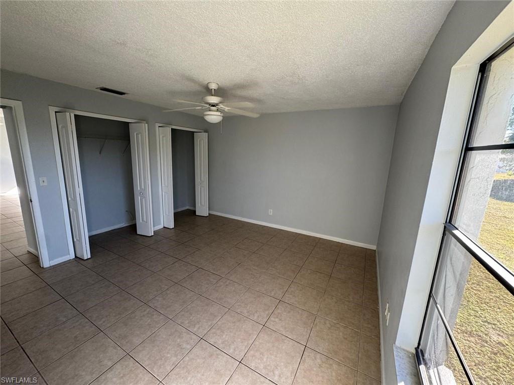 3004 Santa Barbara Blvd A - B Property Photo 18