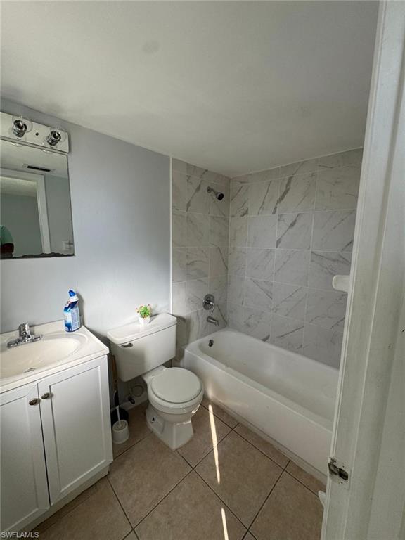 3004 Santa Barbara Blvd A - B Property Photo 20