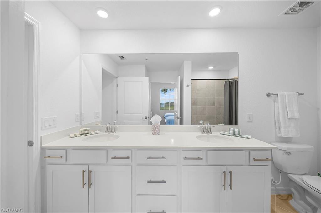 15275 Green Acres Ave 328 Property Photo 19