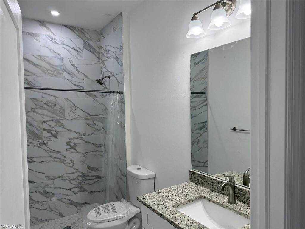 5249-5251 Centennial Blvd Property Photo 8