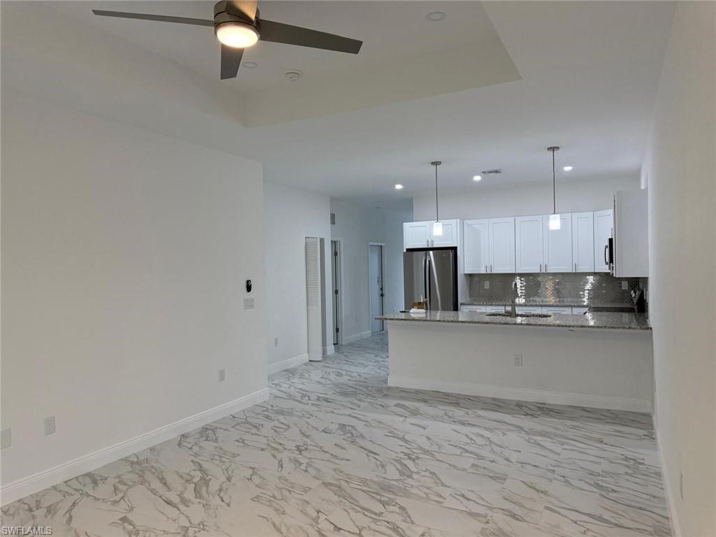 5253-5255 Centennial Blvd Property Photo 5
