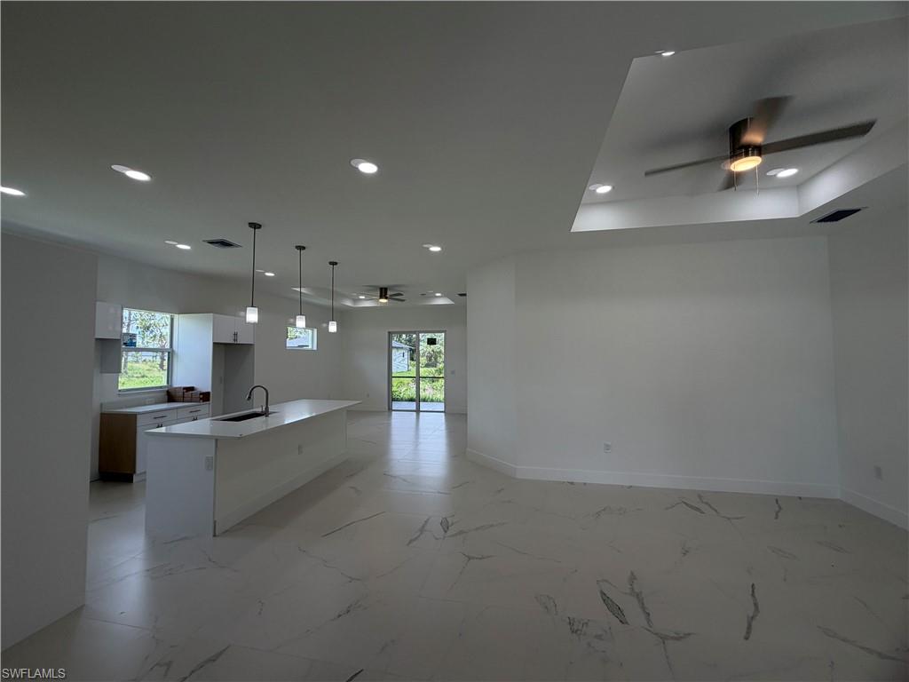 1144 Pisa St E Property Photo 5