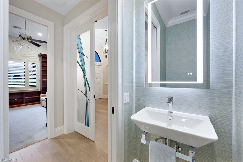 1725 Supreme Ct Property Photo 23