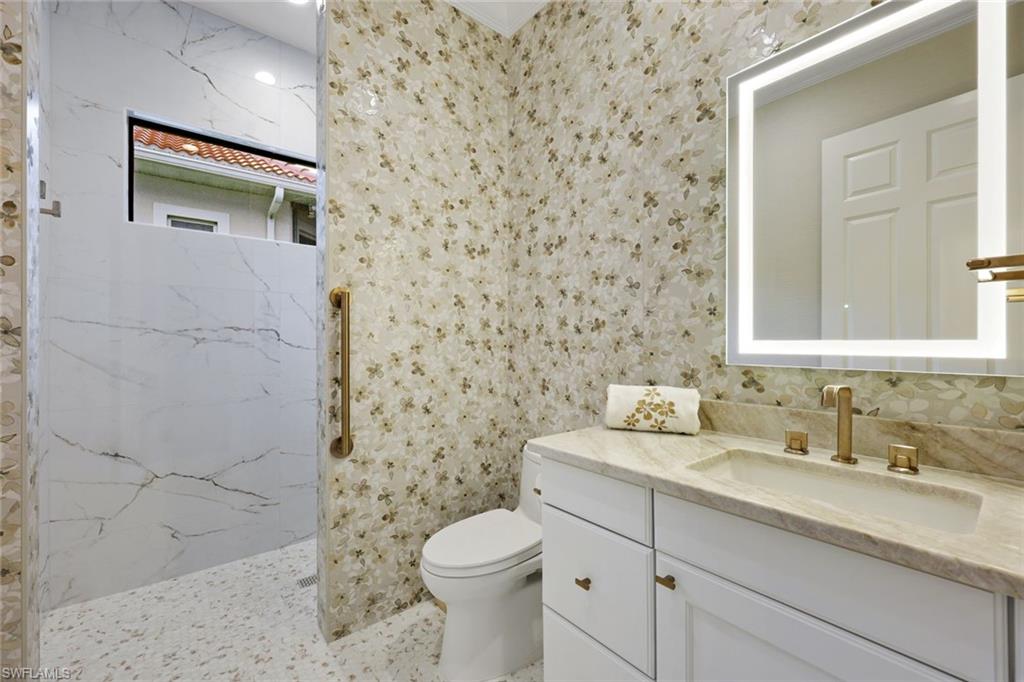 1725 Supreme Ct Property Photo 27
